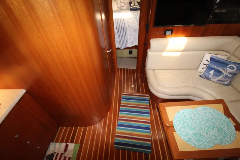 Slide: The Image of Tiara 3800 Open 2002 - 38