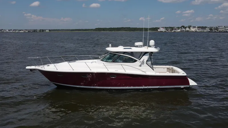 The Image of Tiara 3800 Open 2002 - 0