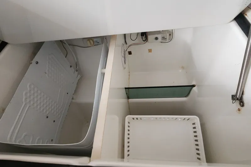 Slide: The Image of Interior storage compartment of a 1999 Beneteau Oceanis 411 Celebration yacht. - 29