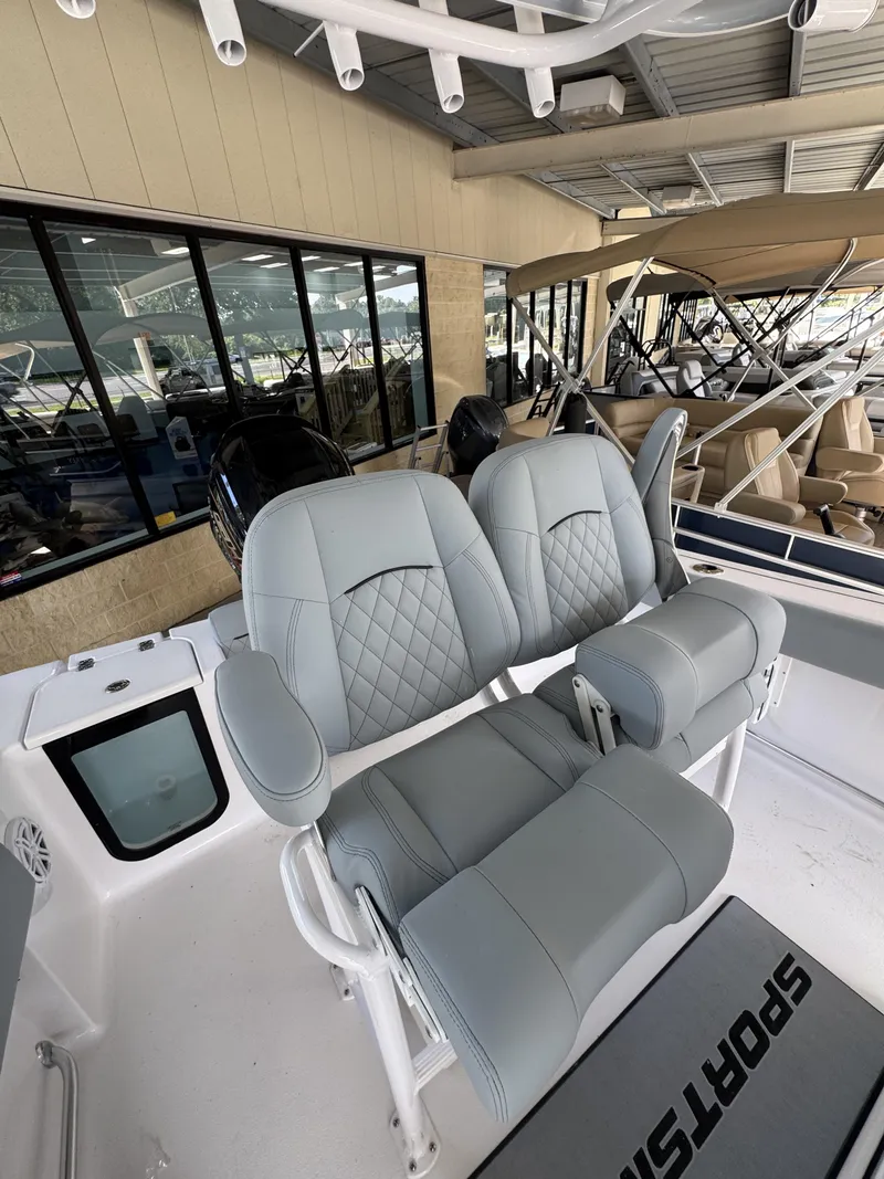 Slide: The Image of Sportsman Open 212 Center Console 2027 - 38