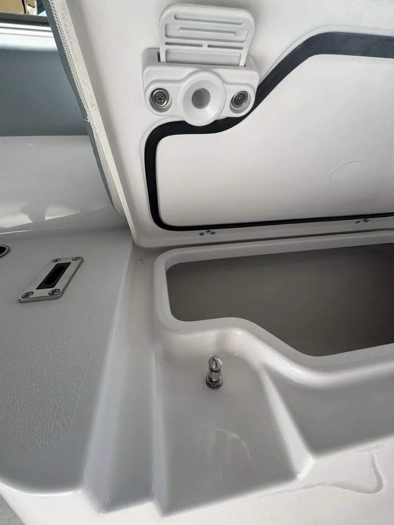 Slide: The Image of Sportsman Open 212 Center Console 2027 - 20