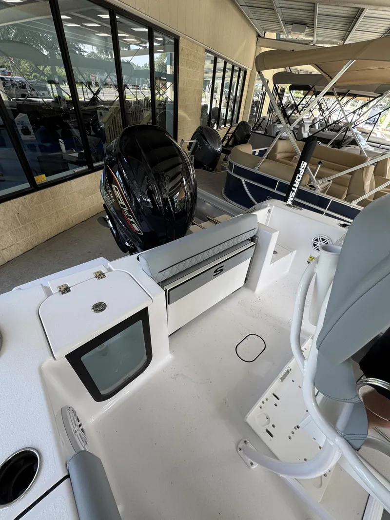Slide: The Image of Sportsman Open 212 Center Console 2027 - 40