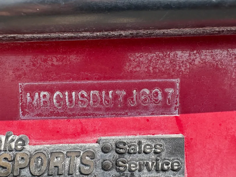 Slide: The Image of MasterCraft ProStar 190 1997 - 16