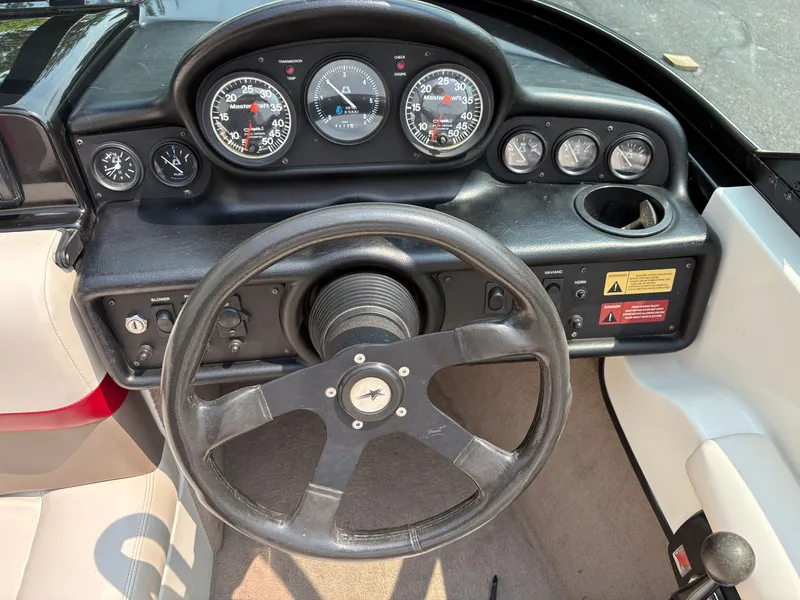 Slide: The Image of MasterCraft ProStar 190 1997 - 13