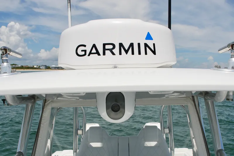 Slide: The Image of Freeman 34VH 2018 boat with Garmin radar on open water. - 44