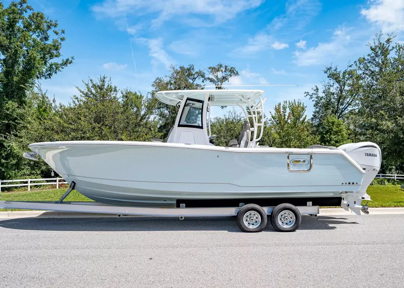 Slide: The Image of Sea Hunt Ultra 285SL 2027 - 2