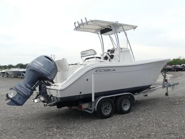 Slide: The Image of Cobia 220 Center Console 2019 - 5