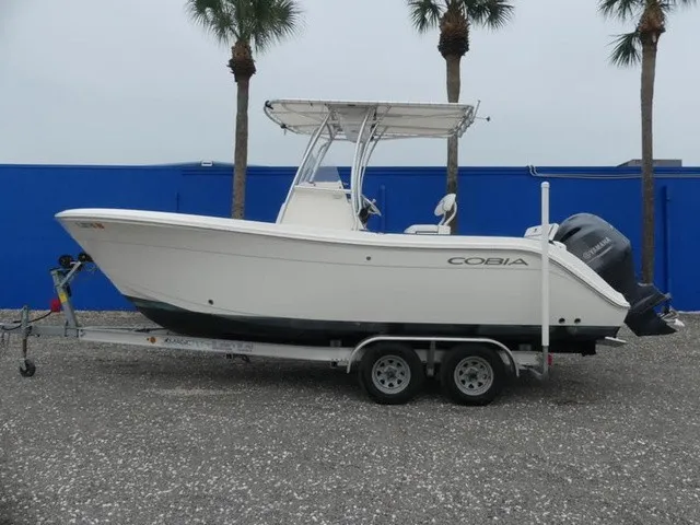 Slide: The Image of Cobia 220 Center Console 2019 - 7