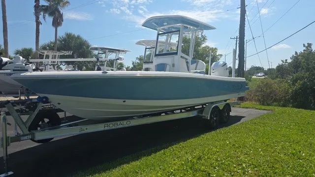 The Image of Robalo 246 Cayman 2027 - 1