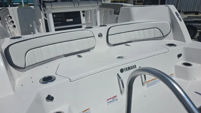 Slide: The Image of Yamaha 22 FSH sport 2025 - 9