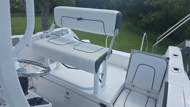 Slide: The Image of Yamaha 22 FSH sport 2025 - 18
