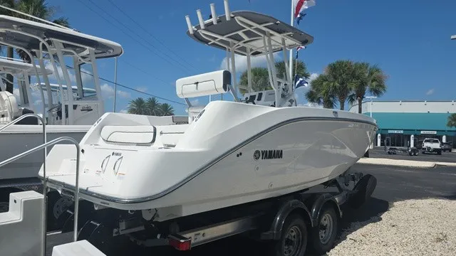 Slide: The Image of Yamaha 22 FSH sport 2025 - 5