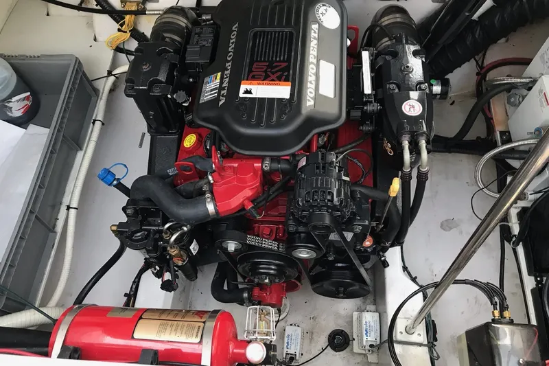 Slide: The Image of Engine compartment of a 2007 Four Winns 288 Vista boat with Volvo Penta engine. - 23