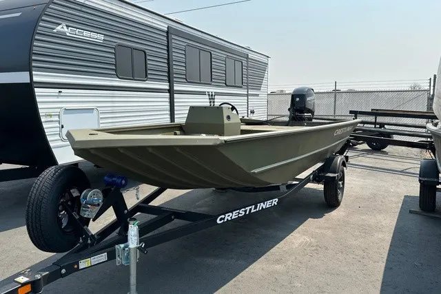 Slide: The Image of Crestliner Retriever 2027 - 6