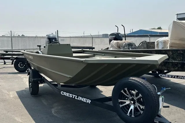 Slide: The Image of Crestliner Retriever 2027 - 2