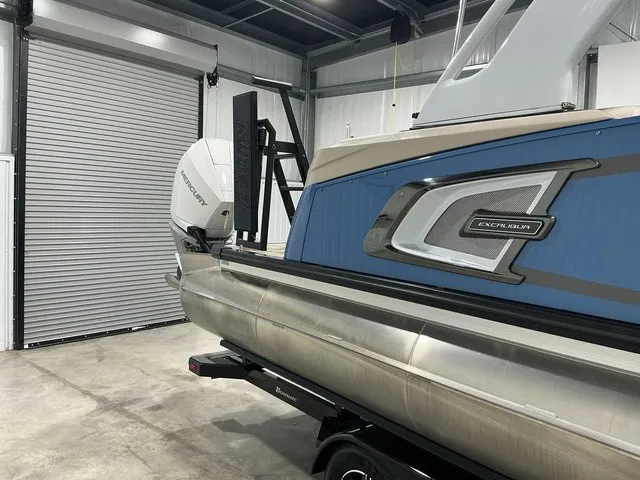 Slide: The Image of Avalon 2785 Excalibur LTD Twin 2023 - 29