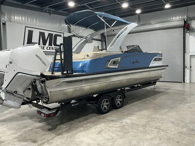 Slide: The Image of Avalon 2785 Excalibur LTD Twin 2023 - 4