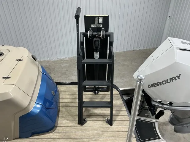 Slide: The Image of Avalon 2785 Excalibur LTD Twin 2023 - 21