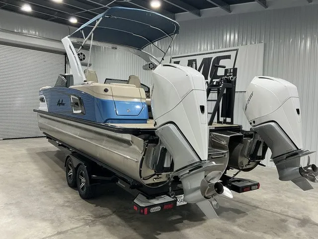 Slide: The Image of Avalon 2785 Excalibur LTD Twin 2023 - 5