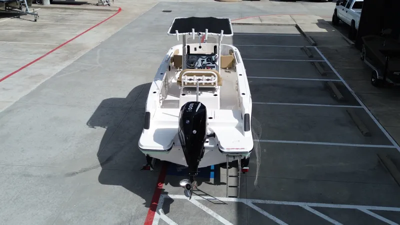 Slide: The Image of Bayliner Trophy T22CC 2026 - 18