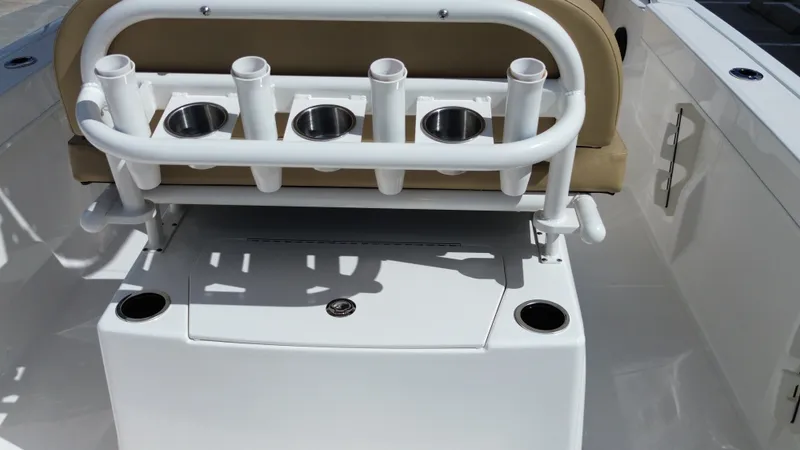 Slide: The Image of Bayliner Trophy T22CC 2026 - 22