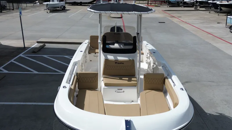 Slide: The Image of Bayliner Trophy T22CC 2026 - 33