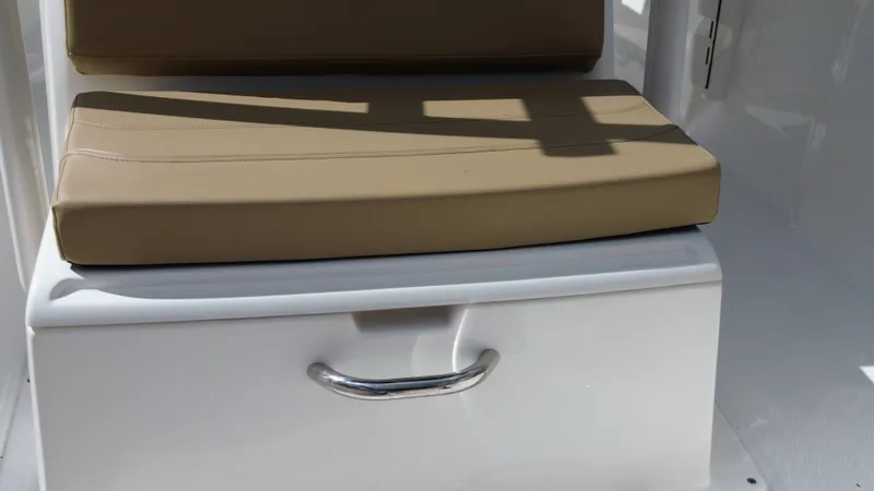 Slide: The Image of Bayliner Trophy T22CC 2026 - 28