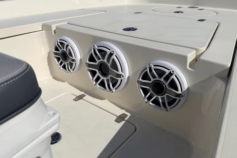 Slide: The Image of Speakers on a 2015 Pathfinder 2200 Tournament Edition boat, showcasing marine audio setup. - 41
