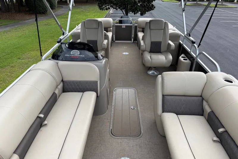 Slide: The Image of 2023 Sun Tracker Party Barge 22 XP3 interior with spacious seating and modern design. - 15