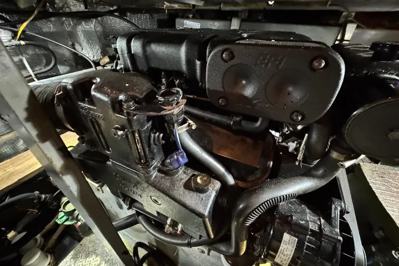 Slide: The Image of Engine compartment of a 1998 Sea Ray 420 Aft Cabin boat. - 25