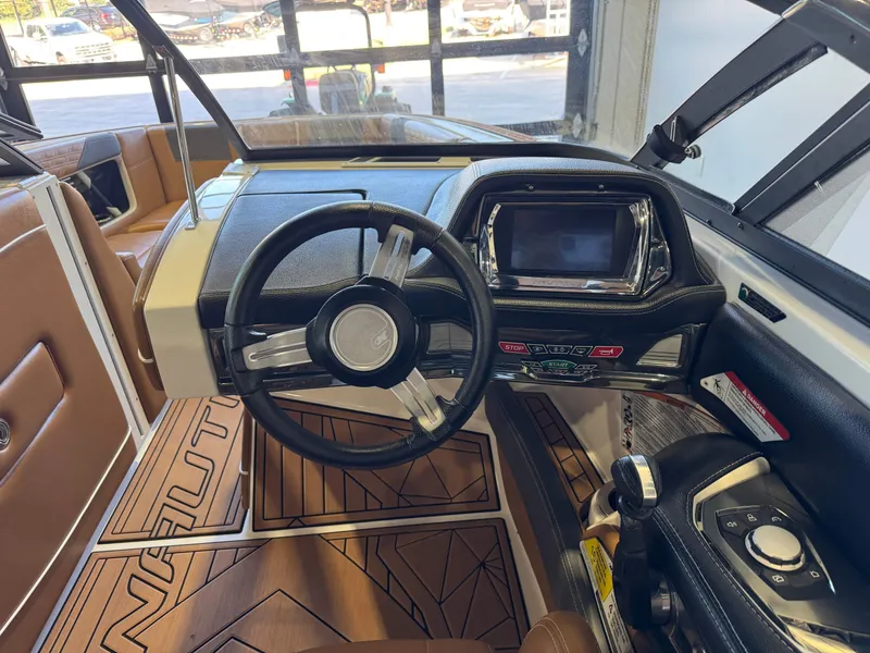 Slide: The Image of Nautique Super Air Nautique G23 2016 - 26