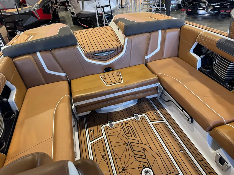 Slide: The Image of Nautique Super Air Nautique G23 2016 - 16