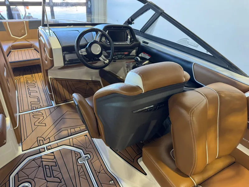 Slide: The Image of Nautique Super Air Nautique G23 2016 - 24