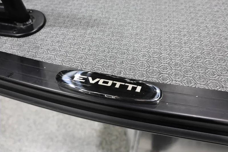 Slide: The Image of Evotti 523QL 2026 model with textured flooring and branded emblem. - 21