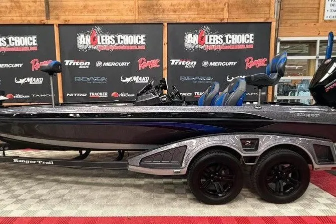 The Image of 2025 Ranger Z520R Cup-Equipped boat displayed at Anglers Choice event. - 1