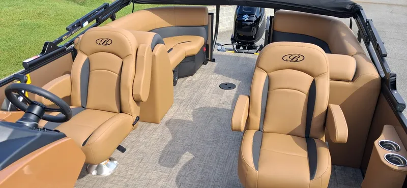 Slide: The Image of Bentley Pontoons Legacy 220 Navigator 2027 - 5