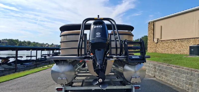 Slide: The Image of Bentley Pontoons Legacy 220 Navigator 2027 - 3
