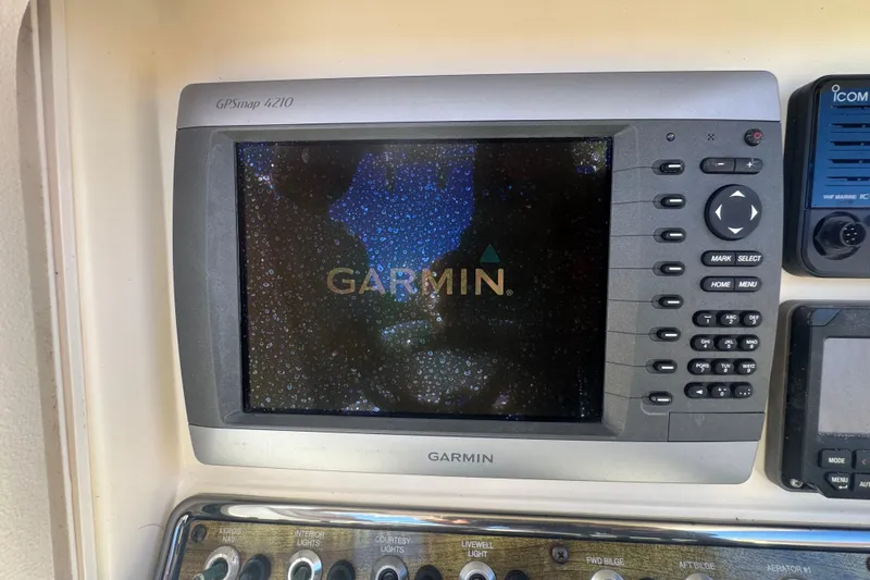 Slide: The Image of Garmin GPSmap 4210 on 2008 Scout 282 Sportfish boat dashboard. - 50