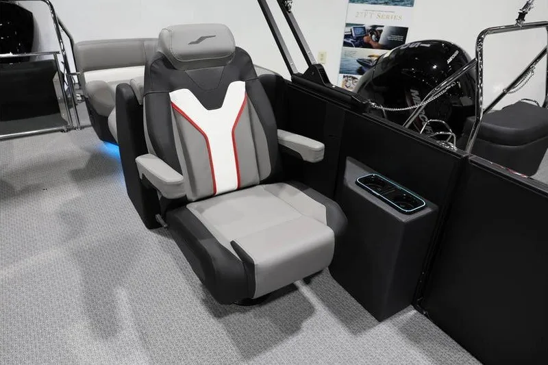 Slide: The Image of Luxury seating in 2026 Evotti 721QL boat, featuring modern design and comfort. - 7