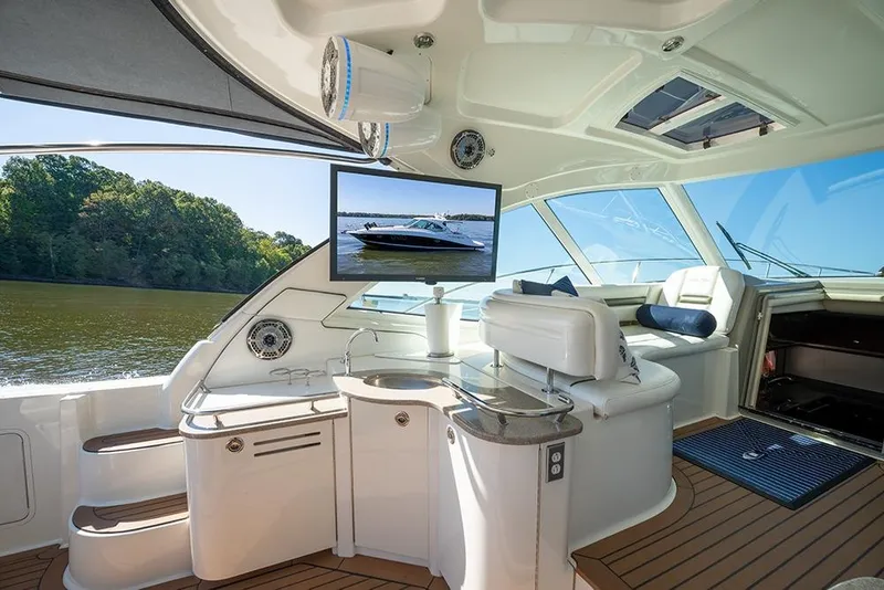 Slide: The Image of Cockpit wetbar - 15