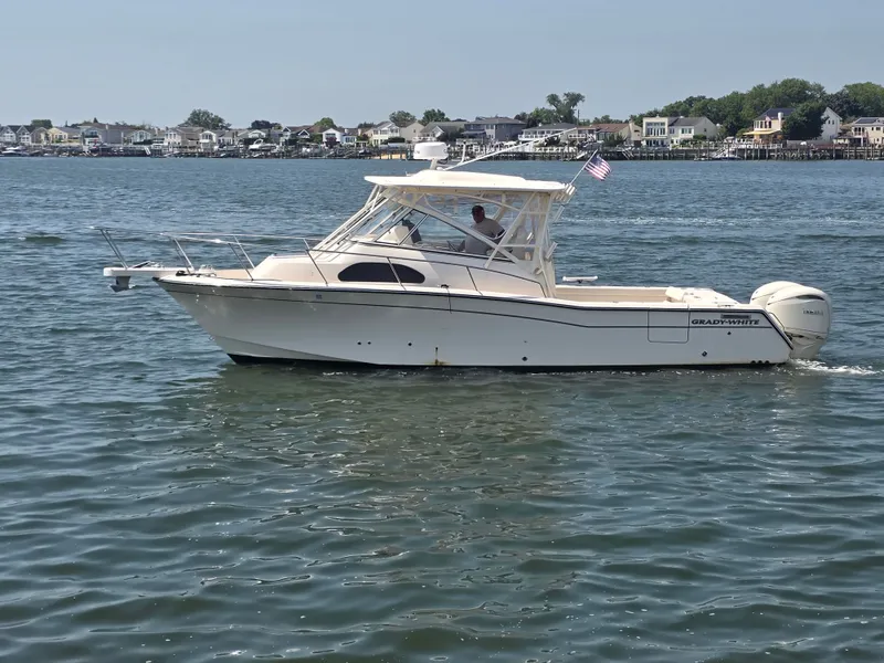 Slide: The Image of Grady-White Marlin 300 2026 - 1