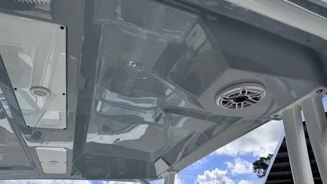 Slide: The Image of Stingray 26 DC(Formerly 259 CC) 2027 - 28