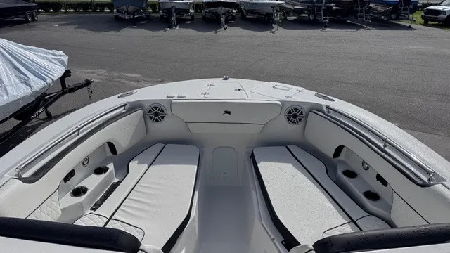 Slide: The Image of Stingray 26 DC(Formerly 259 CC) 2027 - 9
