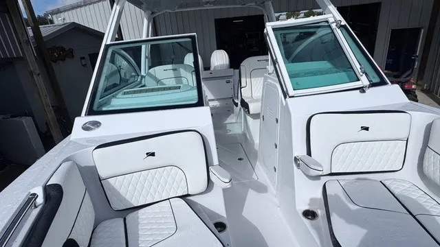 Slide: The Image of Stingray 26 DC(Formerly 259 CC) 2027 - 15