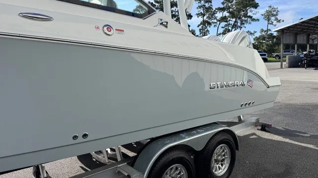 Slide: The Image of Stingray 26 DC(Formerly 259 CC) 2027 - 5