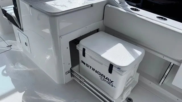 Slide: The Image of Stingray 26 DC(Formerly 259 CC) 2027 - 26
