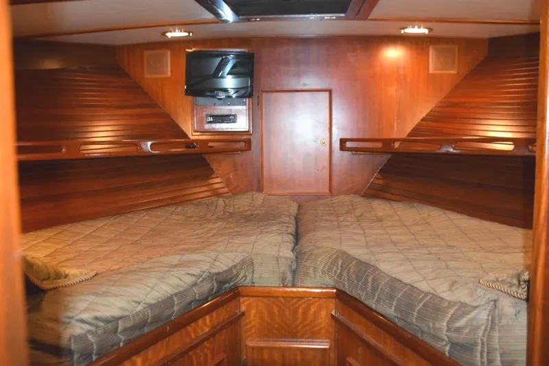 Slide: The Image of Forward guest stateroom - 55