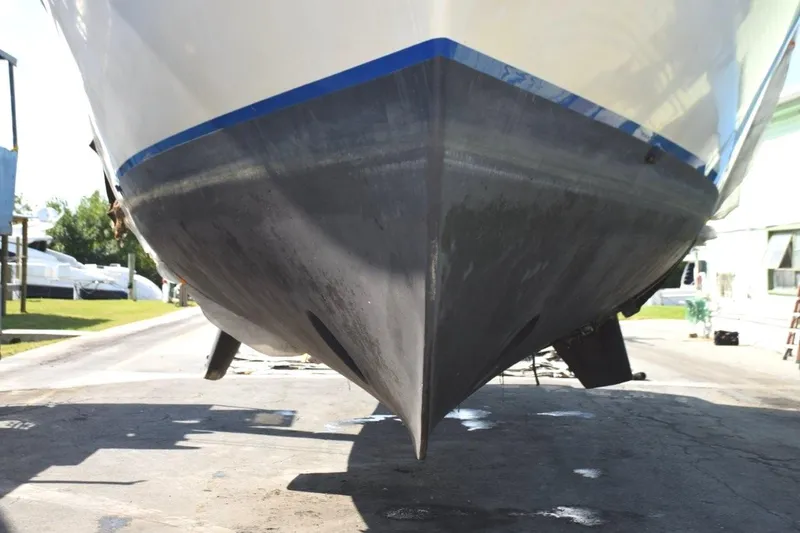 Slide: The Image of Bow view hauled out, sharp entry and stabilizer fins - 88