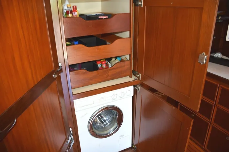 Slide: The Image of pull out shelves / washer-dryer combo - 21