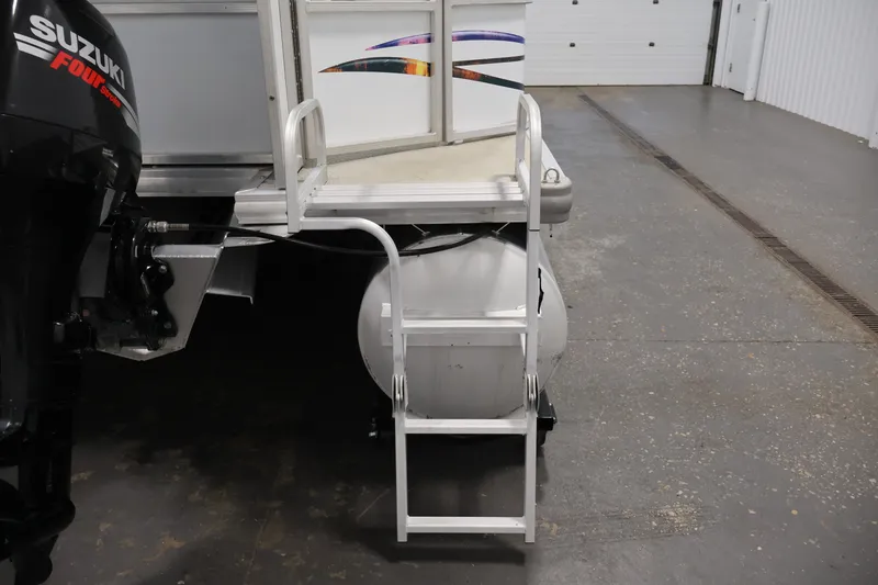 Slide: The Image of 2009 Leisurecraft 22 Cruise pontoon boat with Suzuki Four Stroke engine and boarding ladder. - 37